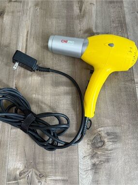 Chi Pro Low EMF Hair Dryer Yellow Professional Corded 6F8174 WORKS No Diffuser